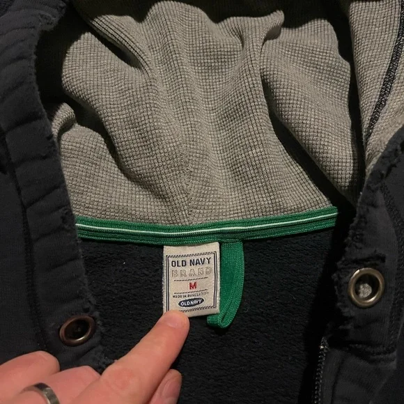 Old Navy Black Hoodie with Logo - Picture 7 of 7